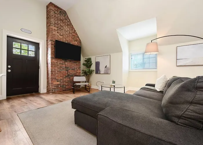 Apartment Free Parking+netflix+ Near Hospitals|food|shopping Pittsburgh