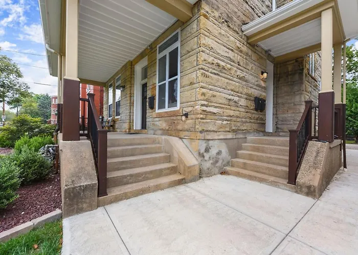 Free Parking+netflix+ Near Hospitals|food|shopping * Pittsburgh